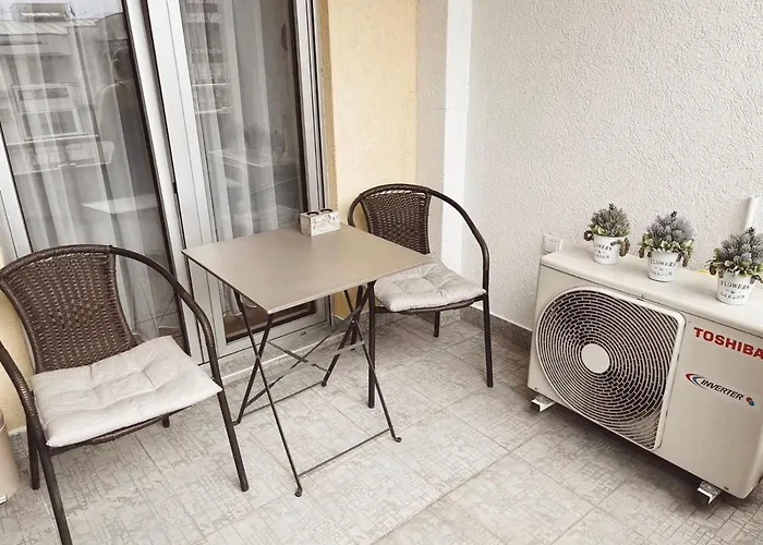 Aurora Apartment